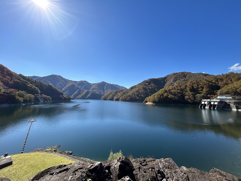 九頭竜湖