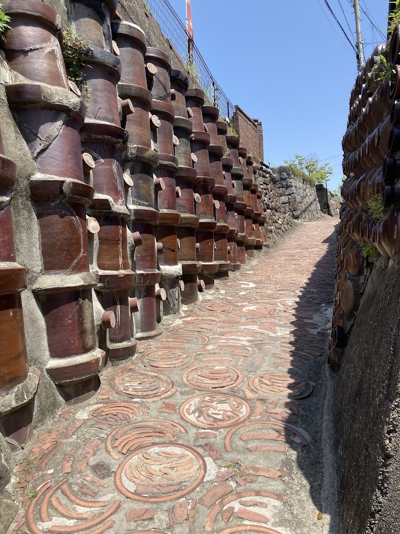 常滑やきもの散歩道